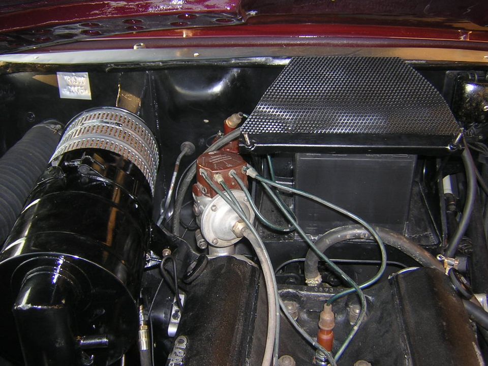 Alfa Romeo 1900 Stabilimenti Farina – the engine bay refitted