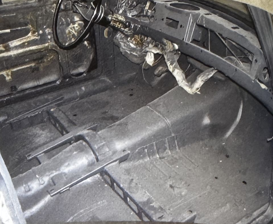 Fiat 2300 Speciale – le même plancher, assaini et apprêté