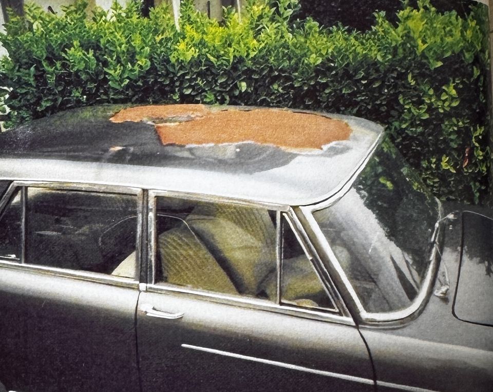 Fiat 2300 Speciale – le toit avec la peinture écaillée et la rouille