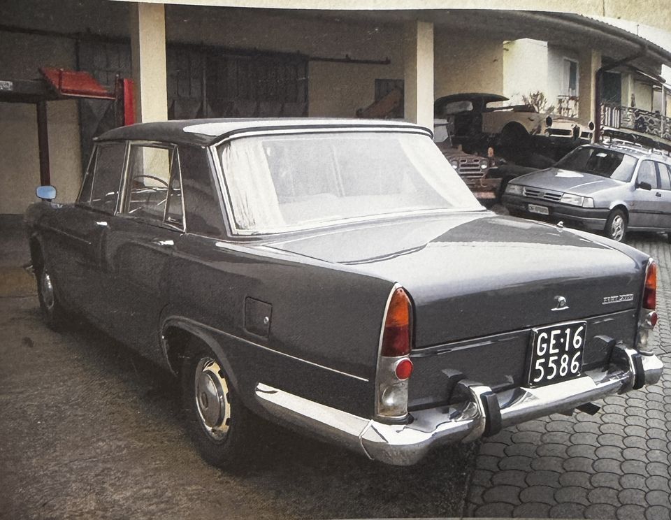 Fiat 2300 Speciale – vue de trois quarts arrière