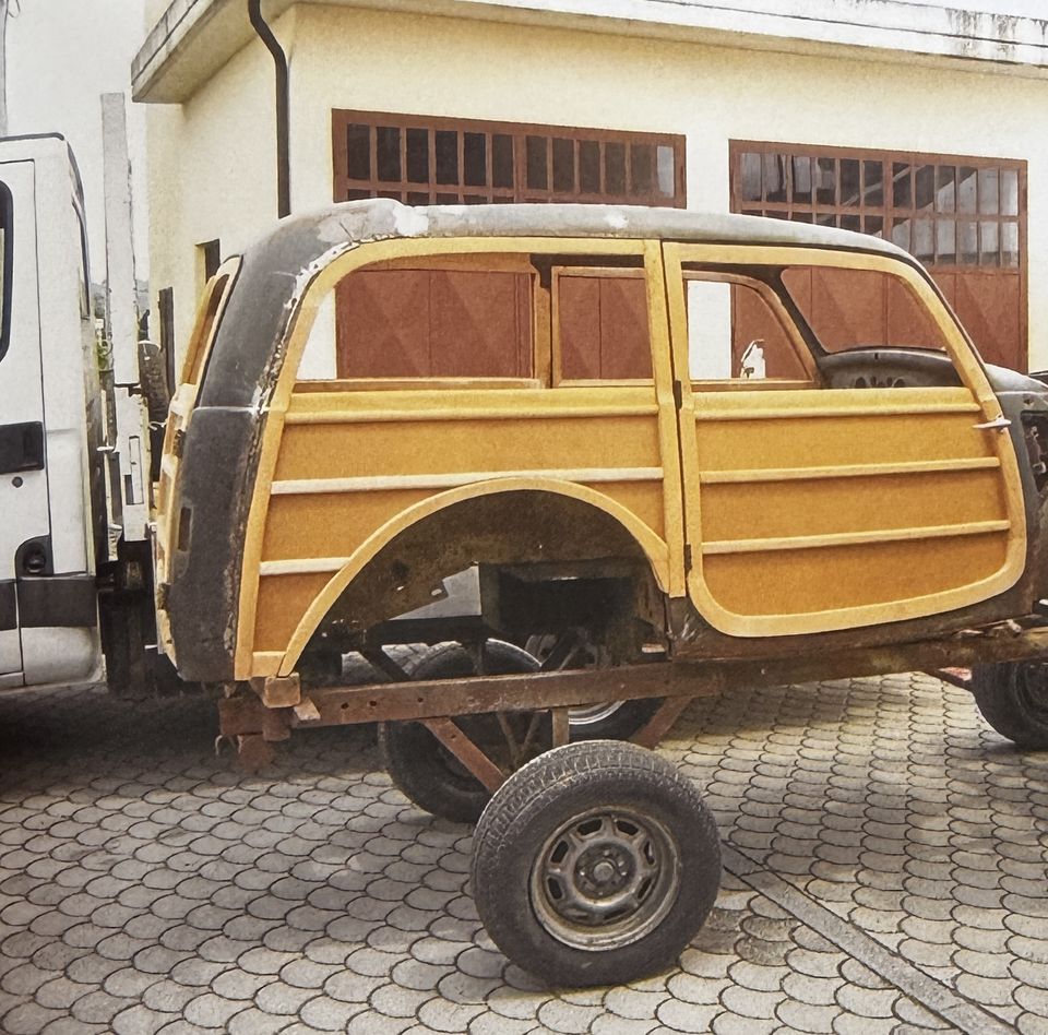 Fiat 500 C Giardiniera – la carrozzeria in legno quasi finita