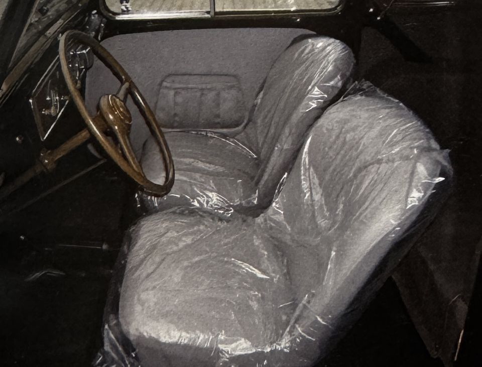 Fiat 500 C Topolino nera – i sedili nuovi, ancora nel cellophane