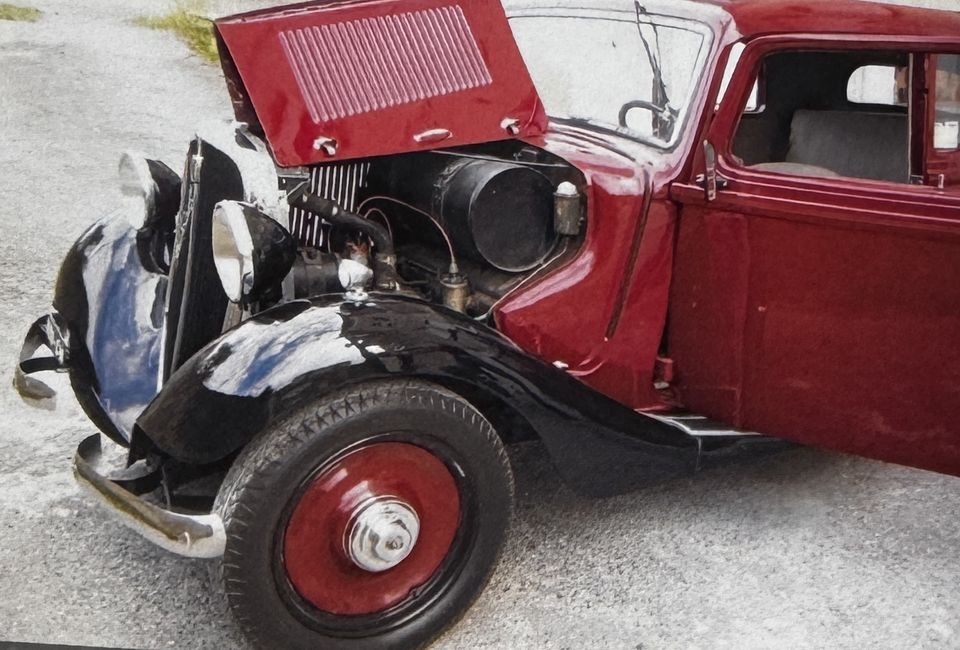 Fiat 508 Balilla 4 marce – il vano motore, con l'abitacolo ancora grigio