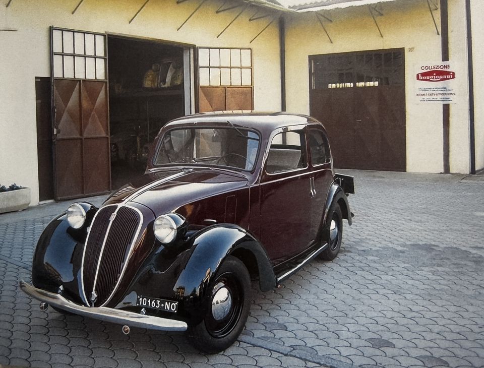 Fiat 508 C Balilla 1100 – vue de trois quarts avant devant l'atelier