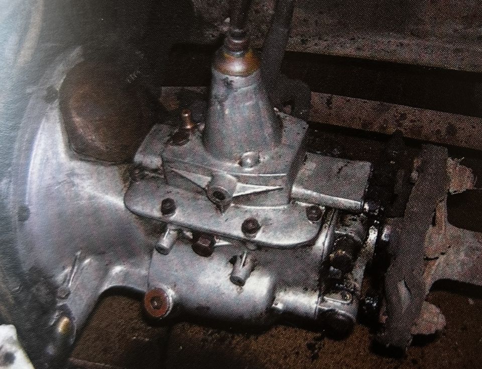 Fiat 621 autocarro – la boîte de vitesses, nettoyée et contrôlée