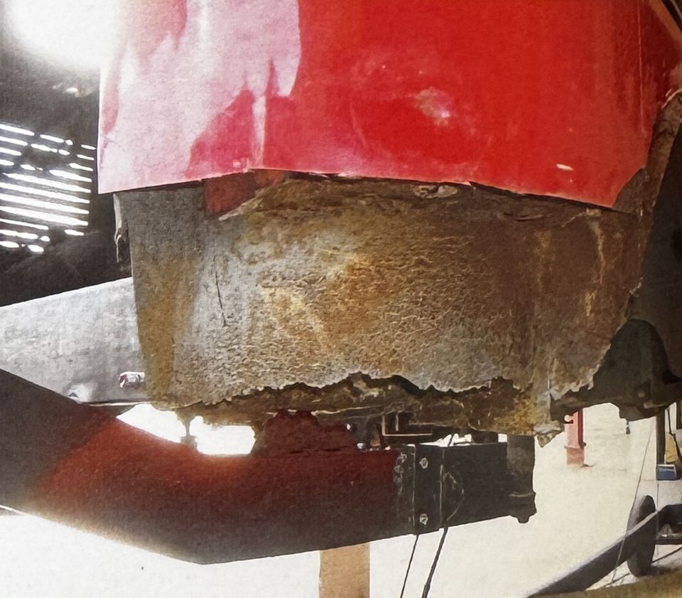 Fiat 900 E – Rost unter dem Lack des Radlaufs