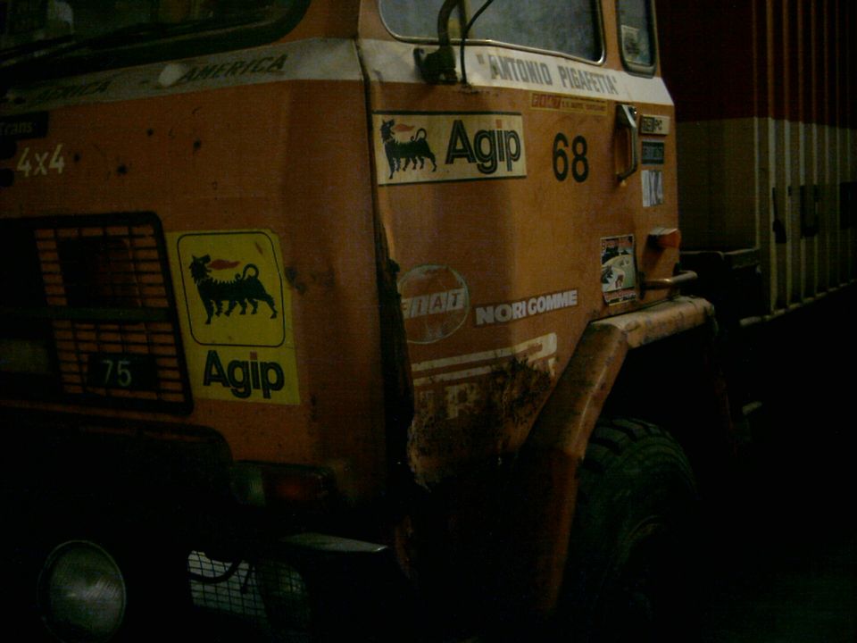 Iveco Pigafetta in officina prima del restauro