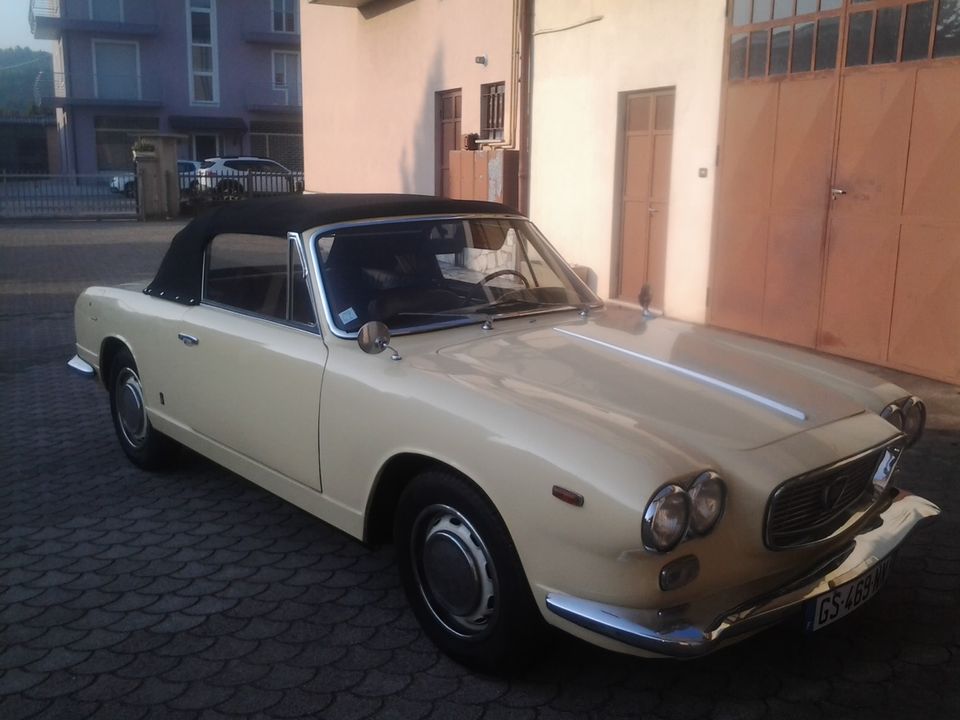 Lancia Flavia convertibile – Capote nuova