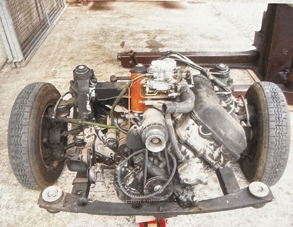 Lancia Fulvia berlina – motore, cambio e sospensioni sul loro telaietto