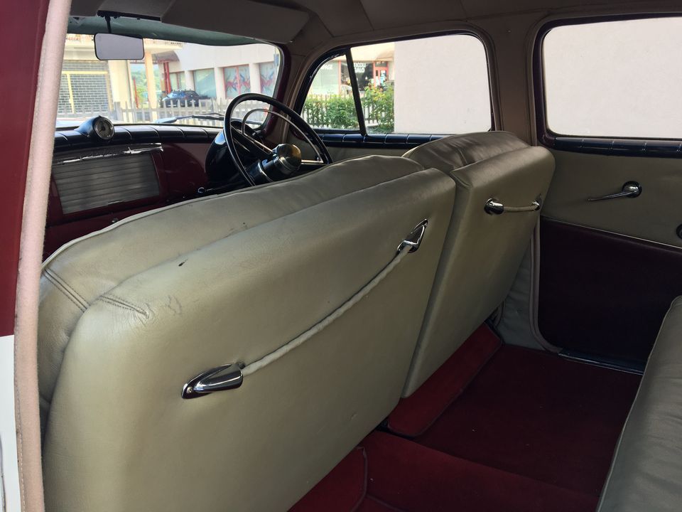 Restored interior of a Nash Statesman Airflyte