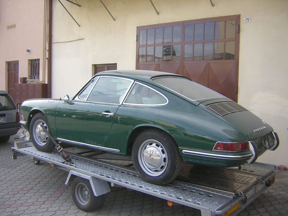 Oldtimer aus der Schweiz in Italien restaurieren: So funktioniert es aus der Ferne